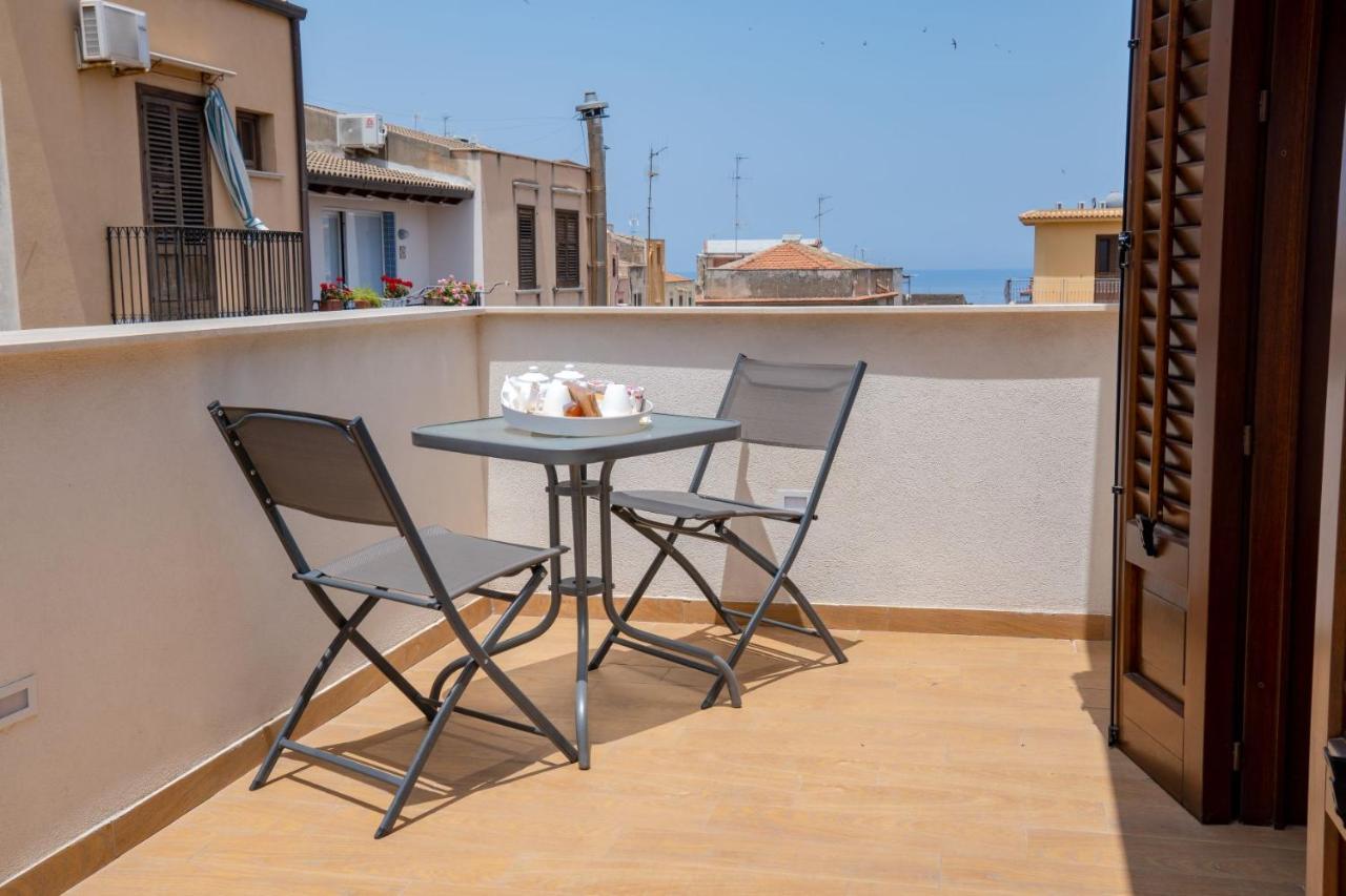 Verdirooms158 Castellammare del Golfo Exteriör bild