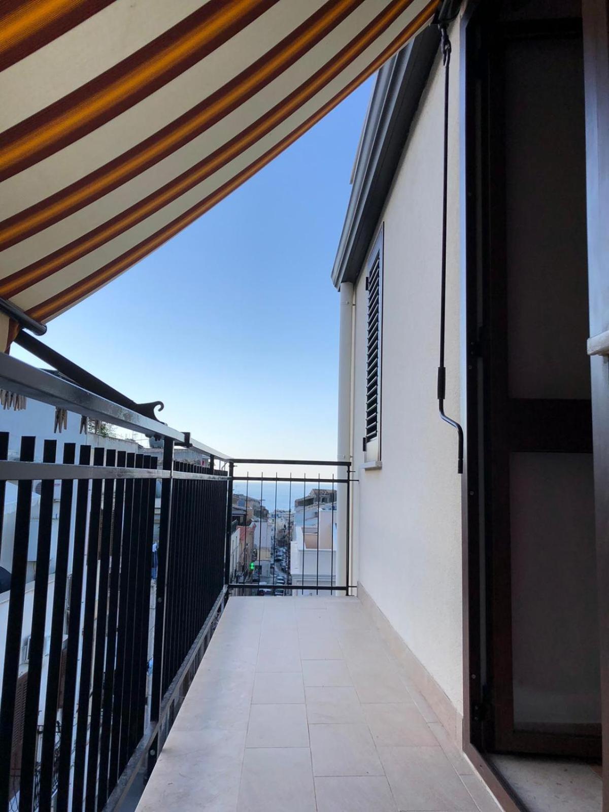 Verdirooms158 Castellammare del Golfo Exteriör bild